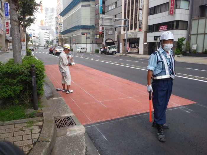2020年9月　横浜市西区　区画線設置工事に伴う交通誘導警備業務