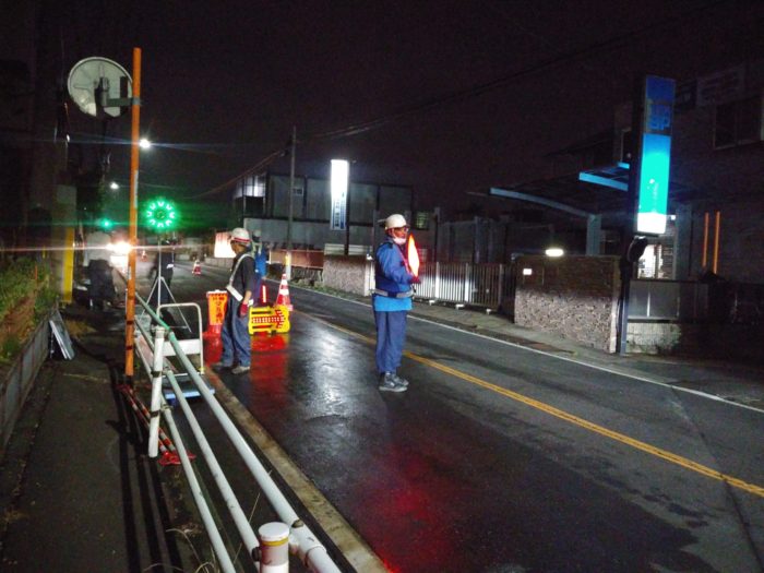 2022年5月　横浜市泉区和泉町　歩行者道改修工事に伴う交通誘導警備業務